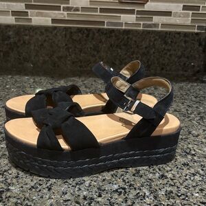 UGG Neusch espadrille Black Platform Sandals
